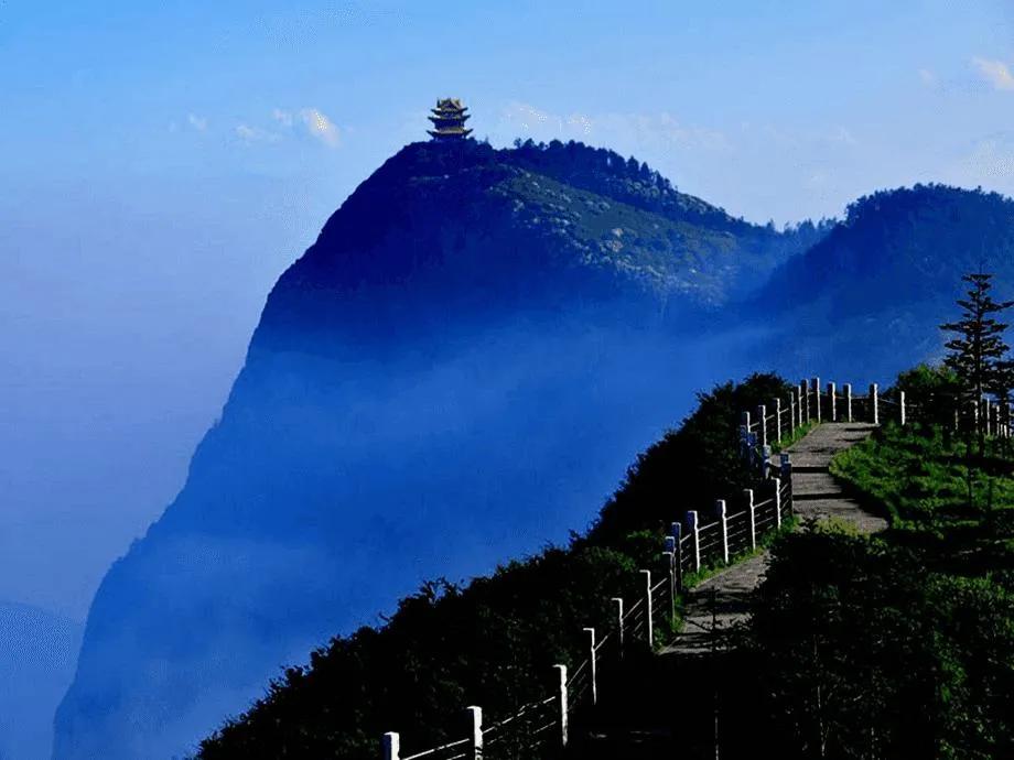 一诗一故事---李白《峨眉山月歌》