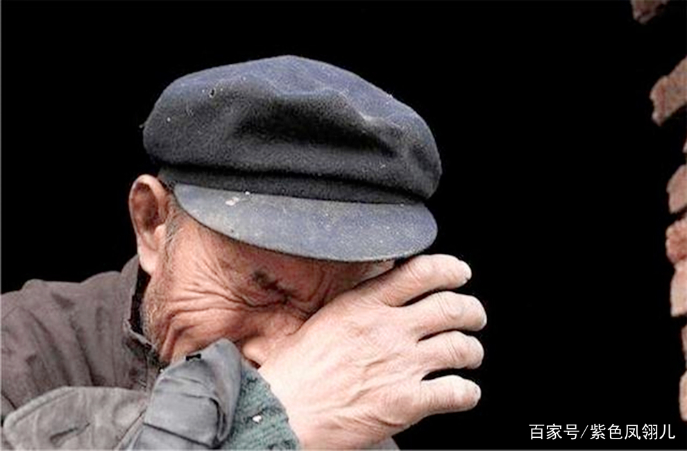 人生感悟，当父母逐渐老去，你才会发现自己多无能为力